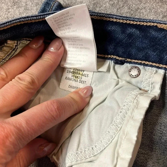 PAIGE  Verdugo Crop in Ramona Destination, Size 28. - Picture 12 of 12